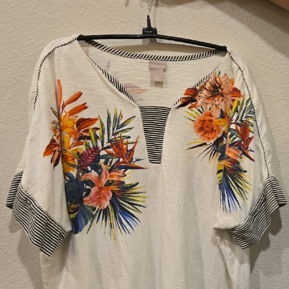 CHICO'S Tropical Floral Short-Sleeve Shirt / sz 3 (XL)